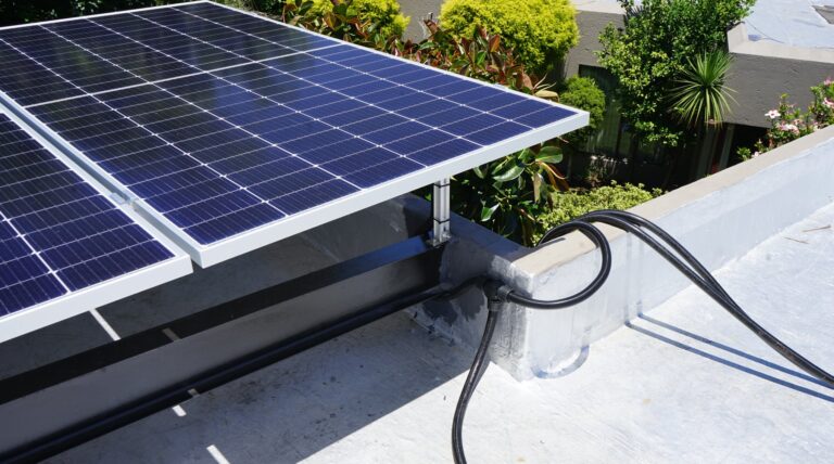 5kW Solar On-Grid Solution with 9.6kWh Battery Backup